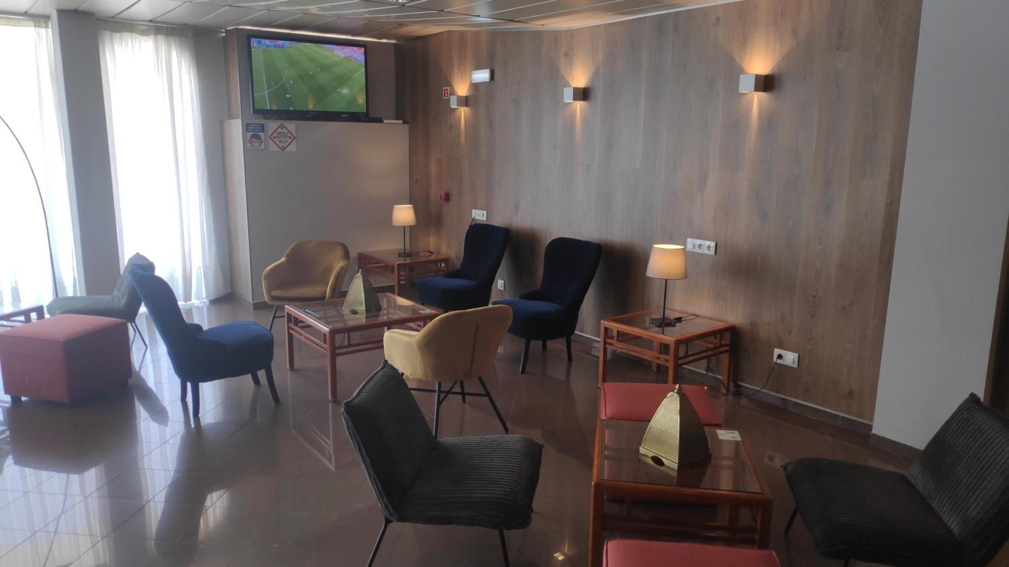 阿尔纳瑟酒店 法鲁区 外观 照片